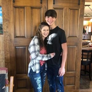 Meet your Posher, Camron